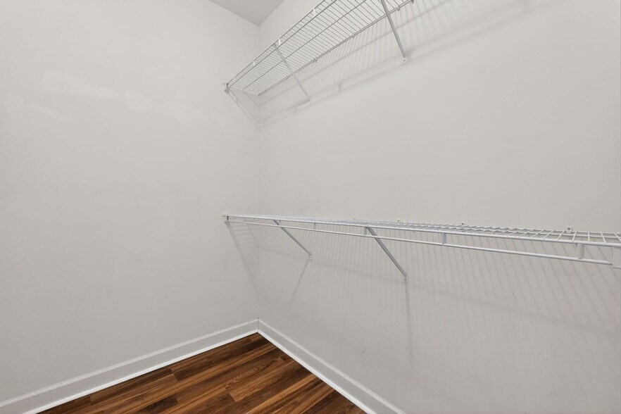 Building Photo - 16324 Redstone Mountain Ln