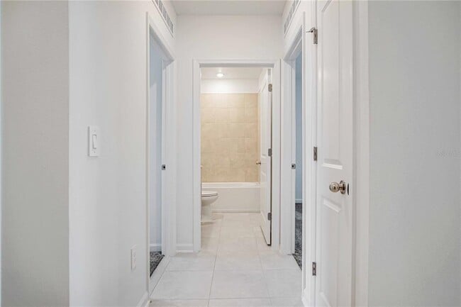 Building Photo - 668 Sand Pne Ln