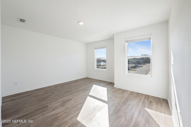 Building Photo - 66 Pamplona Dr