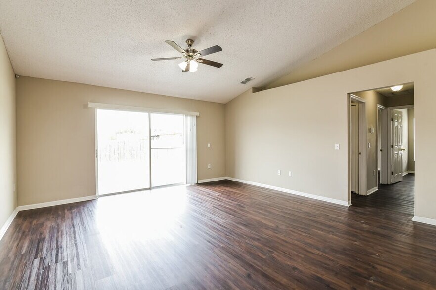 Building Photo - 1138 Orne Ct