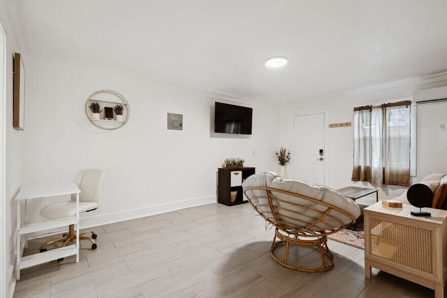 Building Photo - 2904 Berwick St