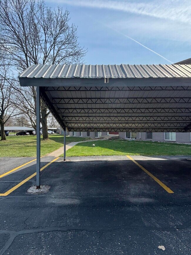 Building Photo - 157 Canfield St