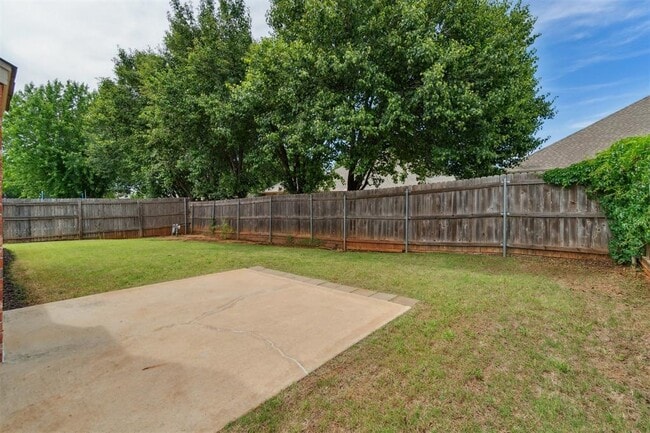 Building Photo - 2013 Cedar Meadow Ln