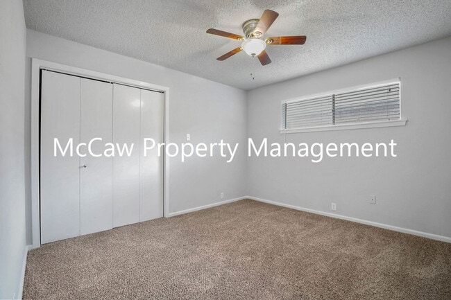 Building Photo - 1736 Brown Trail