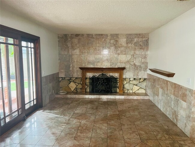 Building Photo - 20951 Surge Ln