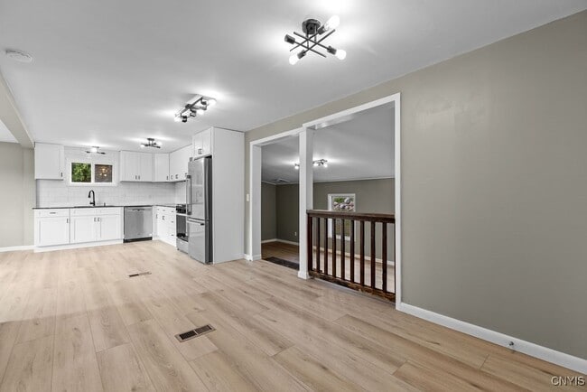 Building Photo - 4076 Mill Rd