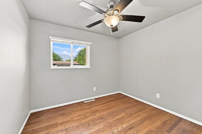 Building Photo - $2,195.95, 5-bed, 2.5-bathroom located in Colorado Springs with a fenced backyard.