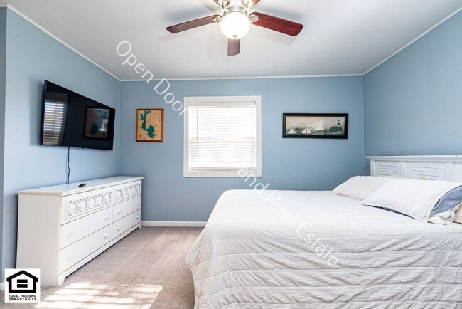 Building Photo - 40 Ln 375 Lake James