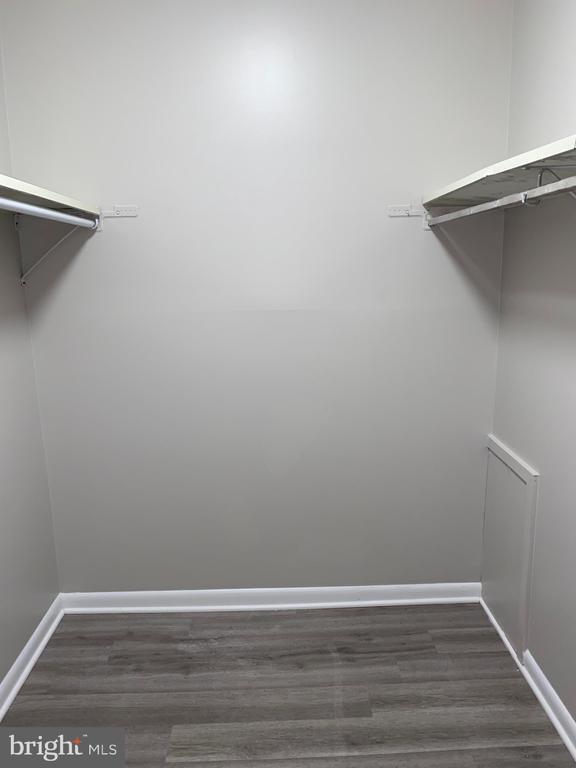 Building Photo - 6220 Edsall Rd