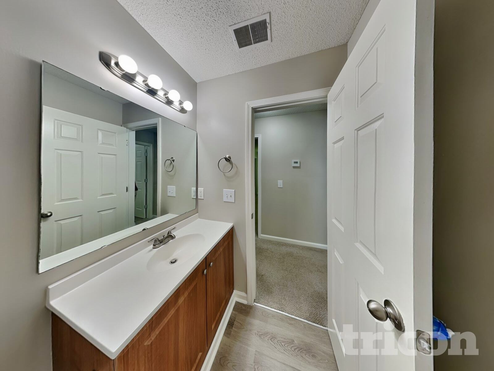 Building Photo - 78 Springway Dr