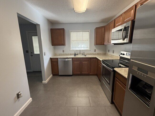 Building Photo - 313 Pat Priester Dr