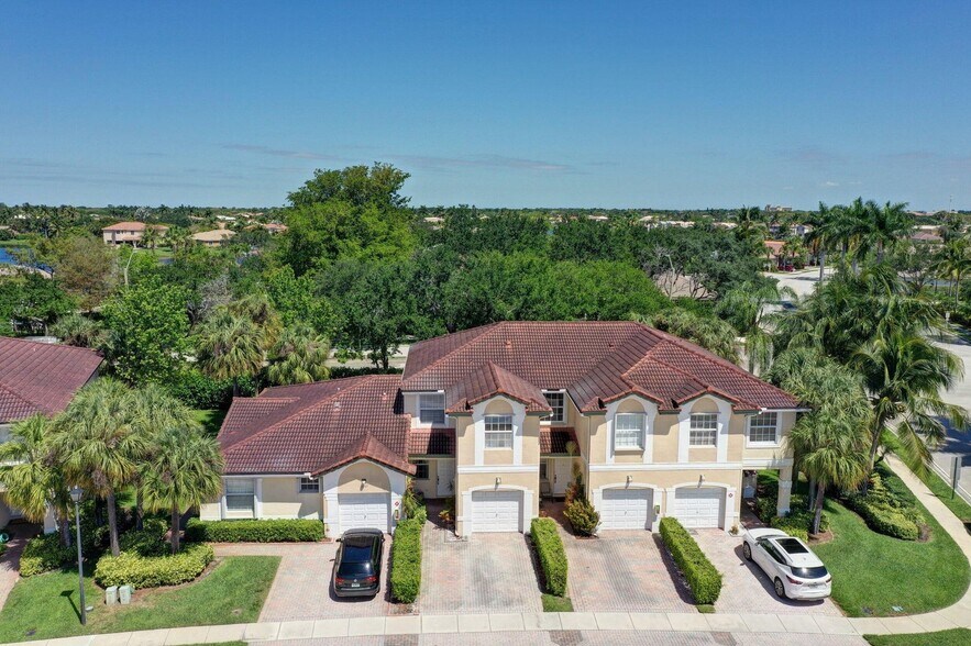 Building Photo - 11705 NW 47th Dr