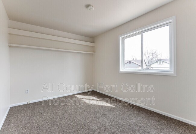 Building Photo - 3907 Benthaven St