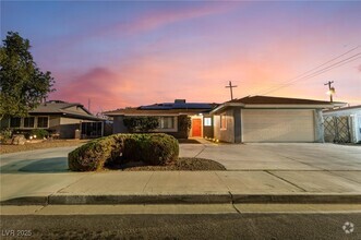 Building Photo - 105 Marigold Ln