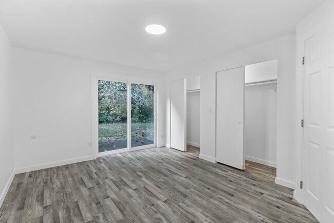 Building Photo - 9232 Mullen Rd SE