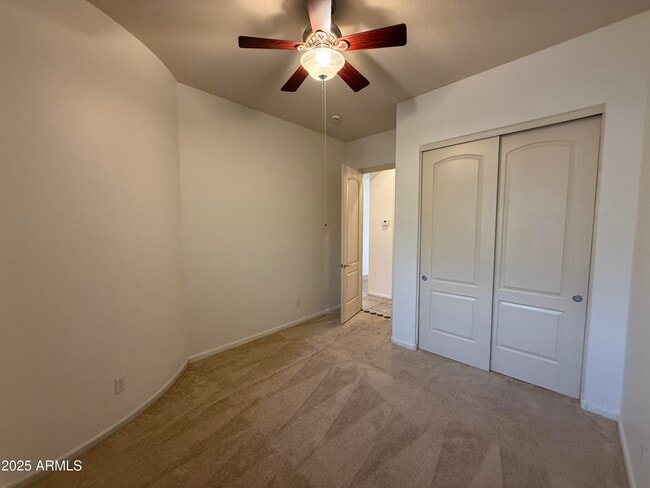 Building Photo - 2807 E Desert Broom Pl