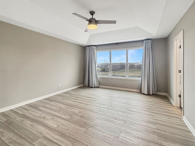 Building Photo - 5526 Wisconsin Ave N