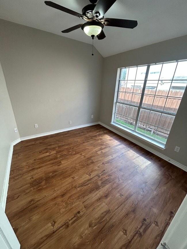 Building Photo - Location....Location....Location....Section 8