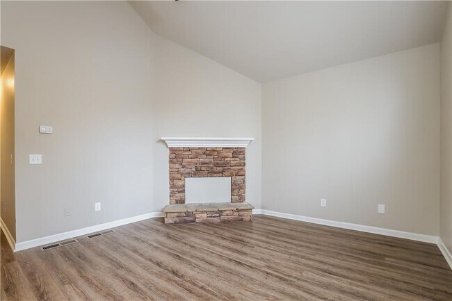 Building Photo - 5455 Quail Trail