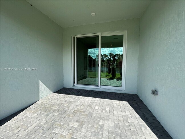 Building Photo - 3508 NW Solange Ct