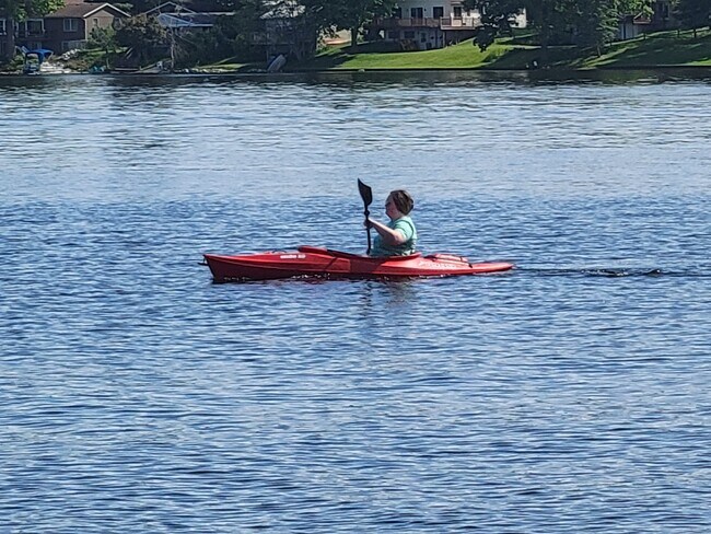 Kayak View - 5207 N Shore Dr