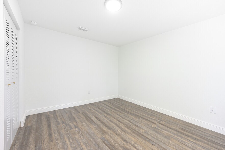 Building Photo - 2355 NW 99th Ter
