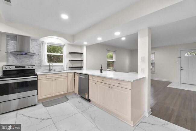 Building Photo - 12 Coats Bridge Pl