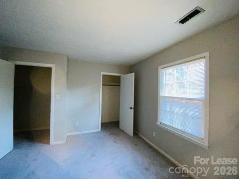 Building Photo - 4657 Old Lantern Way