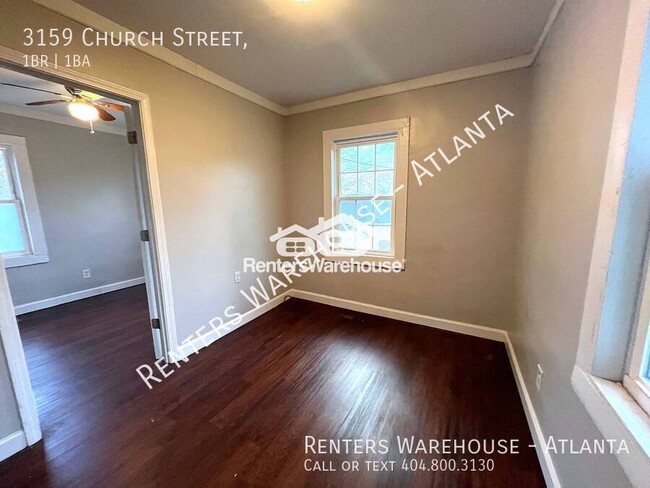 Building Photo - Charming 1-Bedroom Carriage House Near Dow...