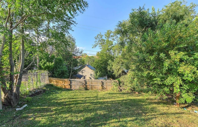 Building Photo - Fully Remodeled 4 Bedroom Benson Home!!