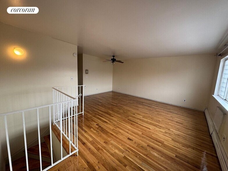 Building Photo - 651 Evergreen Ave