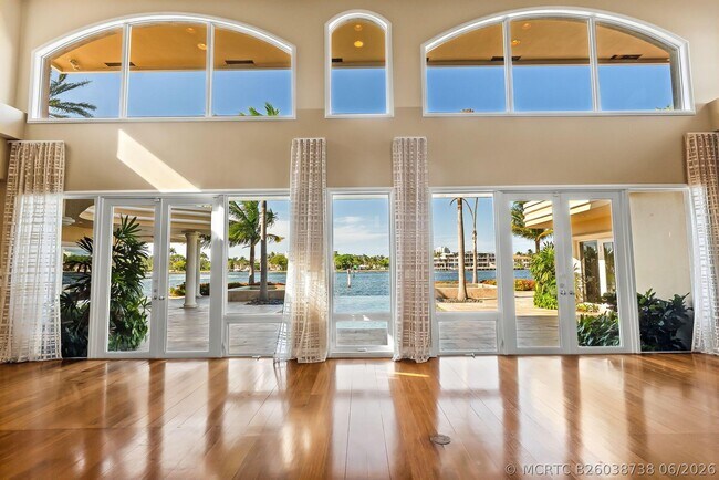 Building Photo - 3 Isla Bahia Dr