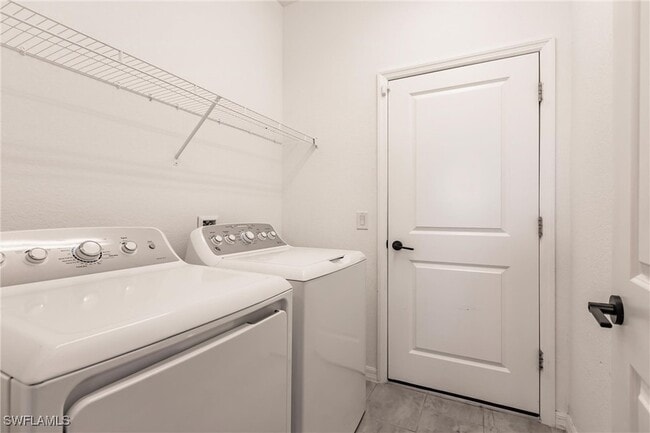 Building Photo - 14599 Cantabria Dr