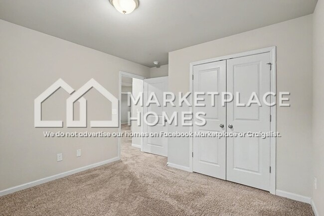 Building Photo - 215 W L Miller Dr