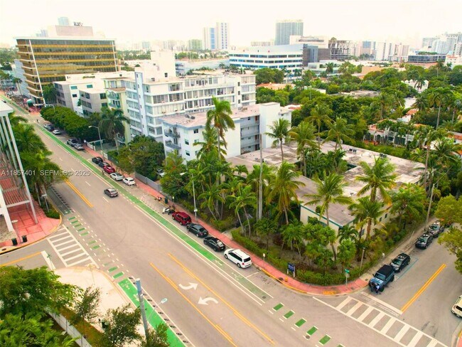 Building Photo - 1770 Meridian Ave