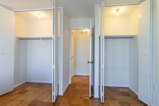 Building Photo - 1280 21st St NW