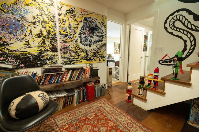 Building Photo - 30 Barranca Rd