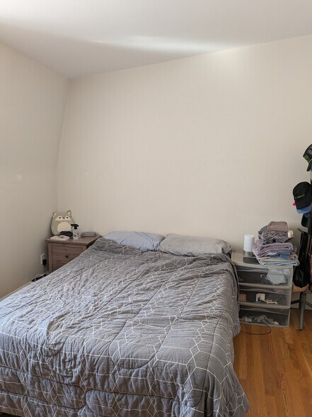 Building Photo - 87 3rd St