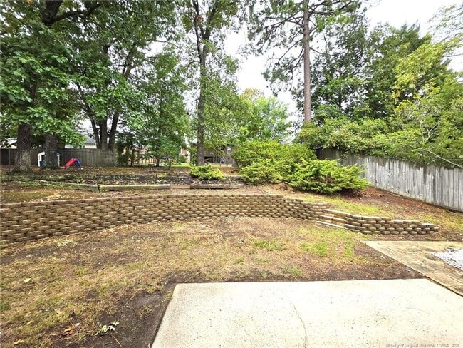 Building Photo - 910 Foxhunt Ln