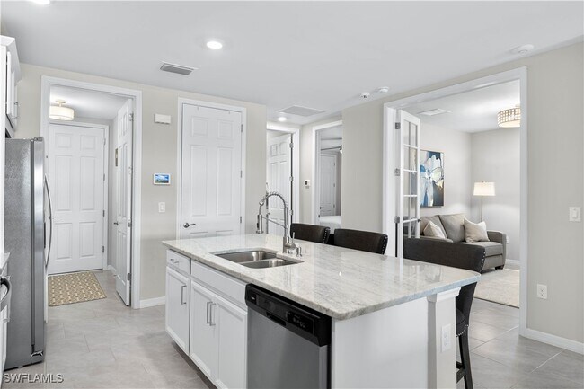 Building Photo - 14558 Edgewater Cir