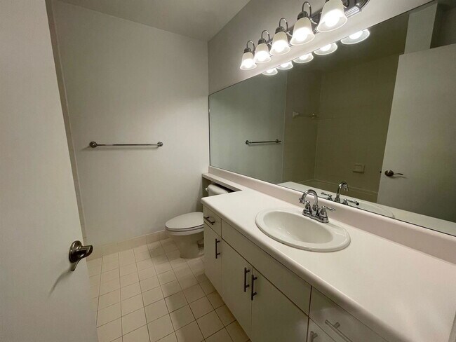 Building Photo - 4824 N State Rd 7