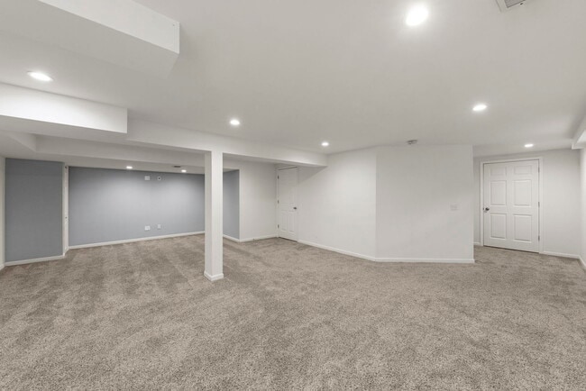 Building Photo - 2430 Caton Crest Ct