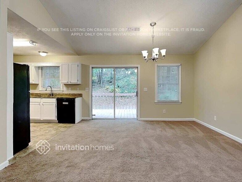 Building Photo - 5615 Princeton Oaks Dr