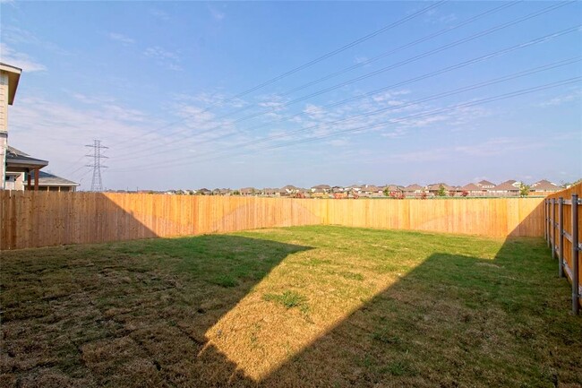 Building Photo - 6501 Wolf Pack Dr