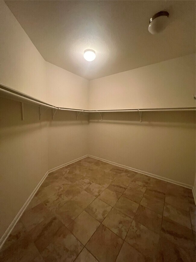 Building Photo - 14112 Harmony Ridge Trl