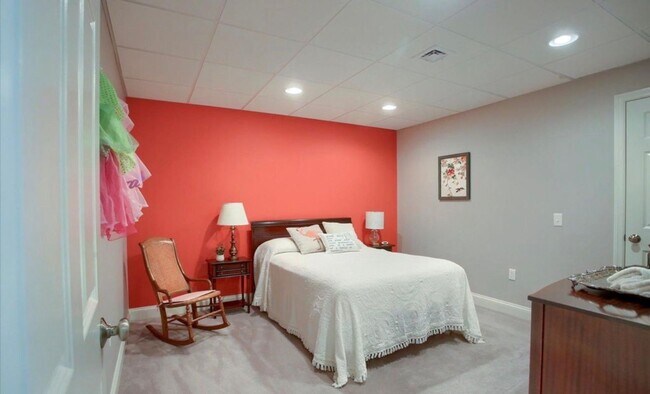 Building Photo - 834 Northern Spy Dr