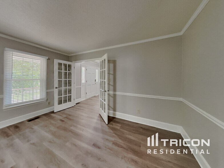 Building Photo - 5710 Windworth Dr