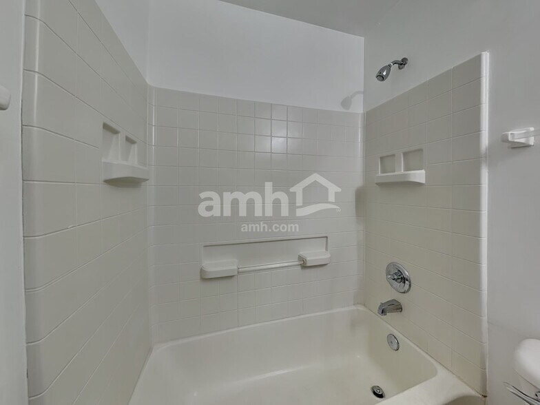 Building Photo - 1204 Stonecrop Ln