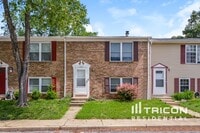 Building Photo - 1051 Dorset Dr