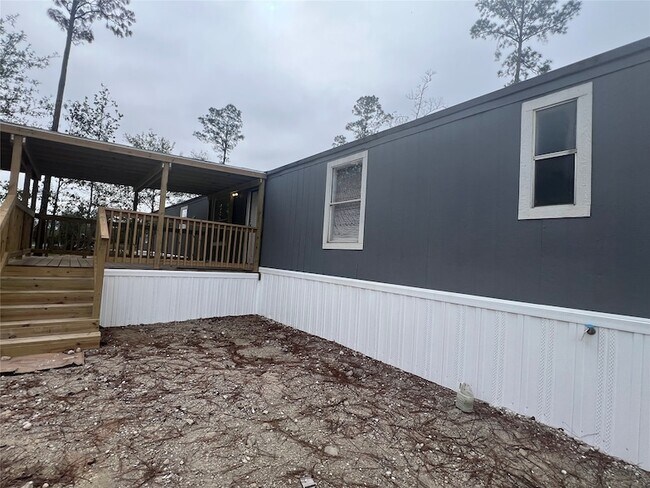 Building Photo - 8794-5914 16
